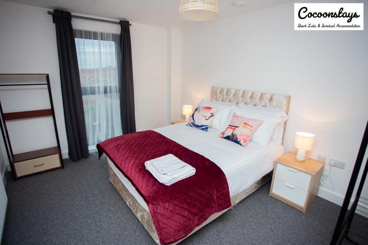 Cocooonstays Short Lets & Accommodation Слау Екстериор снимка